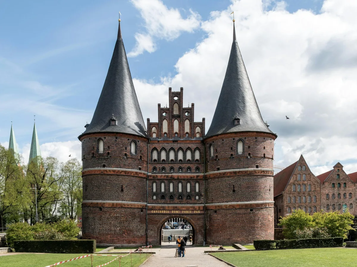 Lübeck — Holstentor